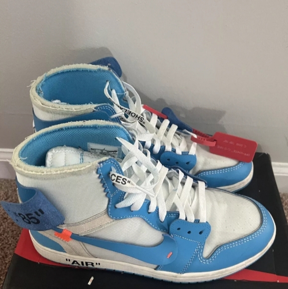 Jordan 1 off white unc - Picture 3 of 6